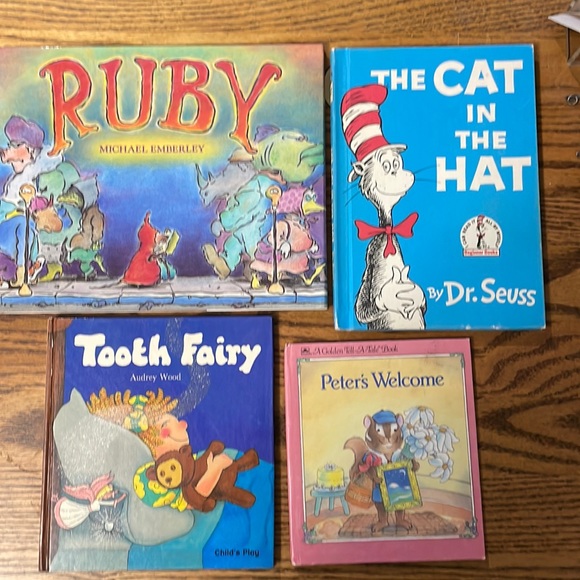 Set of 4 hard bound children’s story books - Picture 1 of 15
